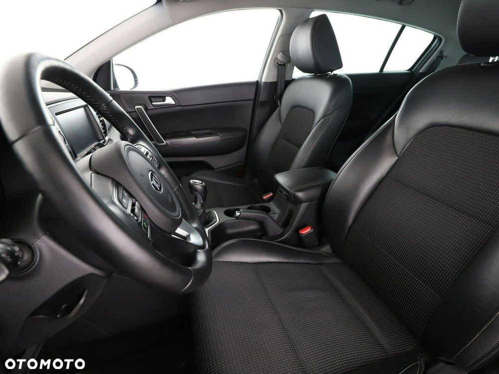 Kia Sportage 1.7 CRDI 2WD Spirit - 13