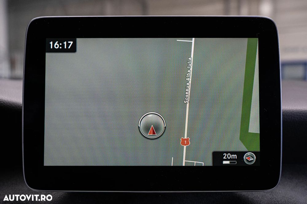 Mercedes-Benz GLA 250 7G-DCT AMG Line - 18