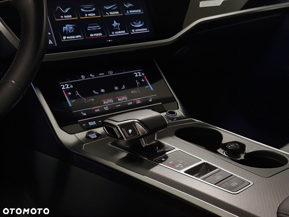 Audi A6 Avant - 17