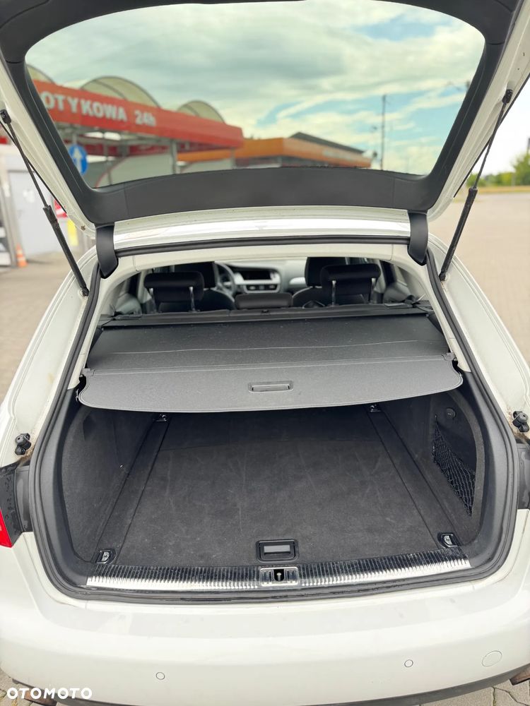 Audi A4 Avant 2.0 TFSI quattro S tronic Ambiente - 22