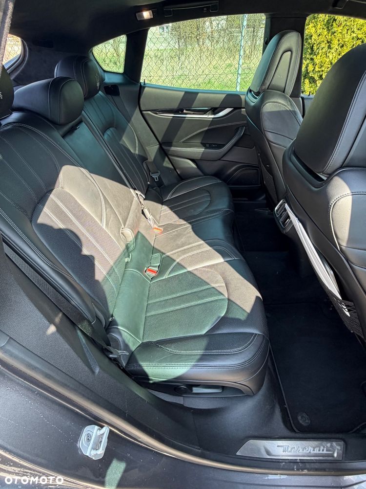 Maserati Levante Modena - 15