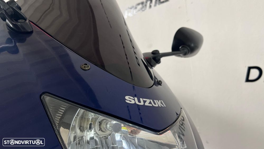 Suzuki GSX-R 600 - 17