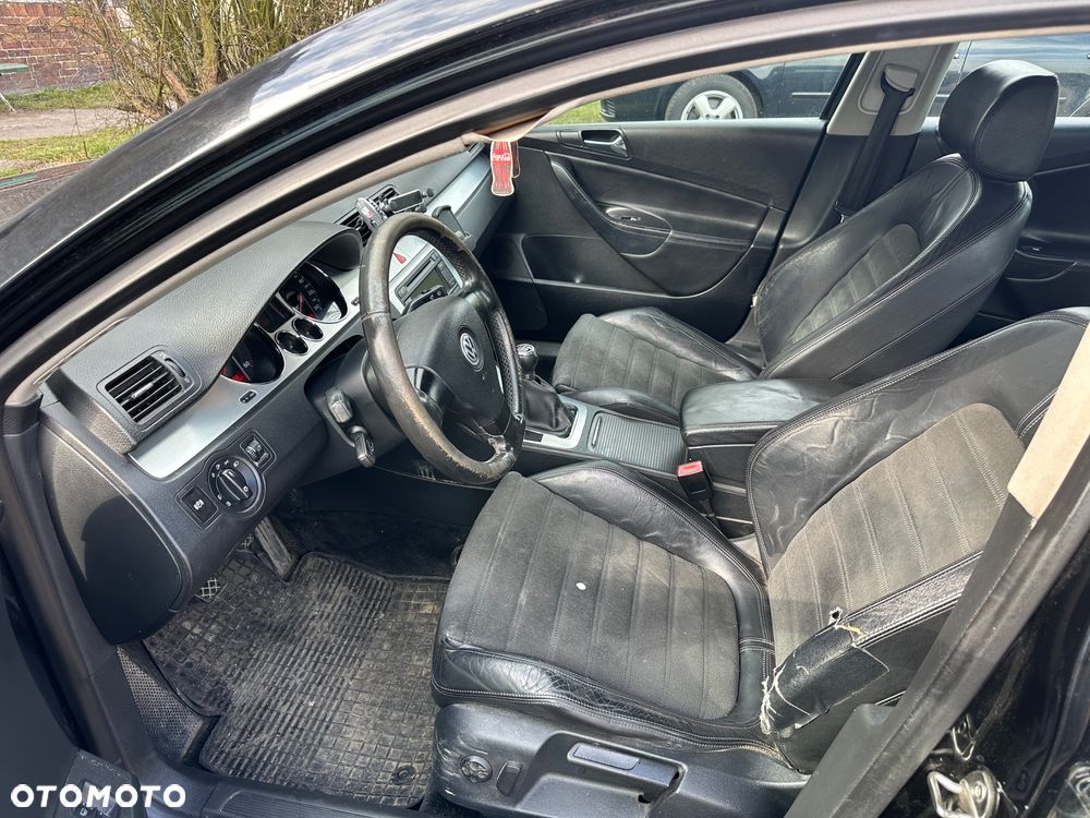 Volkswagen Passat 1.9 TDI DPF Comfortline - 1