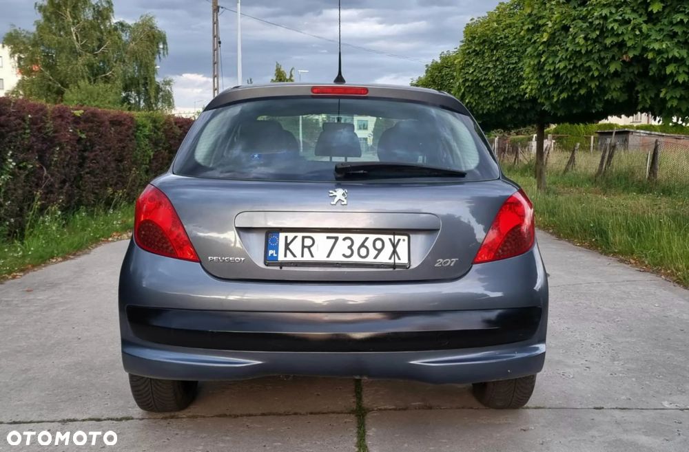 Peugeot 207 1.4 16V Presence - 2