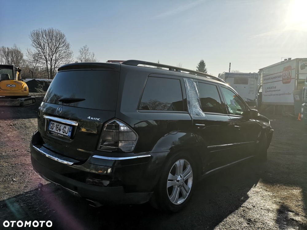 Mercedes-Benz GL 320 CDI 4Matic 7G-TRONIC - 11