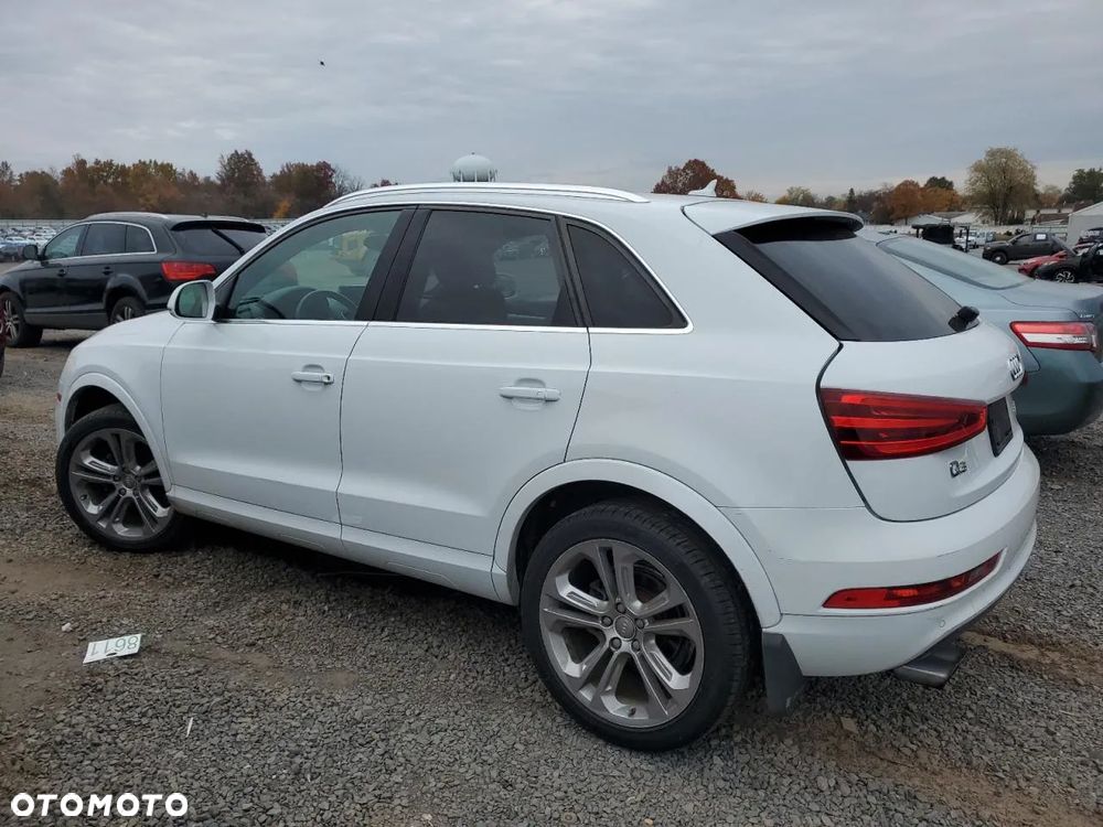 Audi Q3 2.0 TFSI Quattro S tronic design - 4