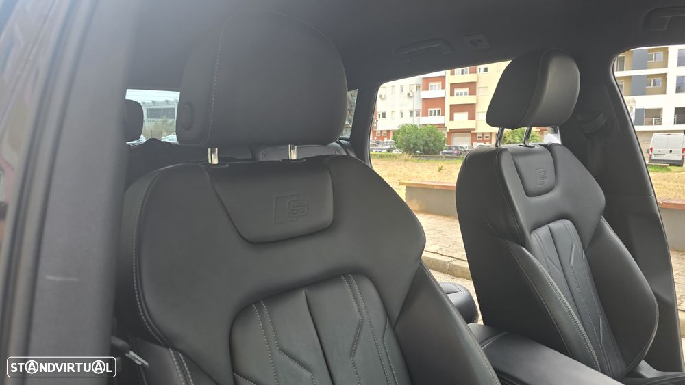 Audi e-tron 55 quattro S line - 24