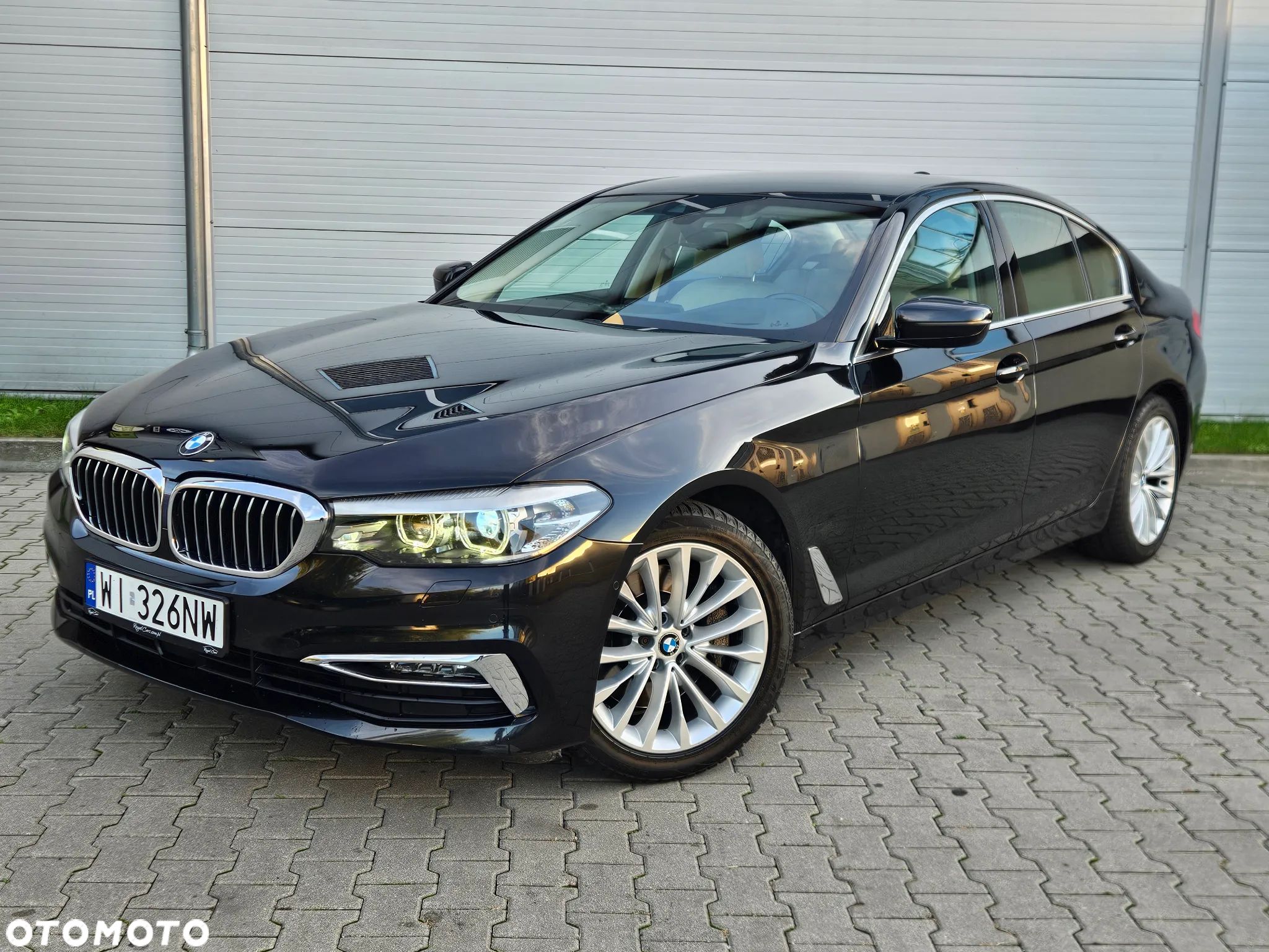 BMW Seria 5 530i GPF xDrive Luxury Line - 1