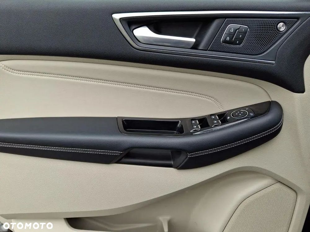 Ford Edge - 15