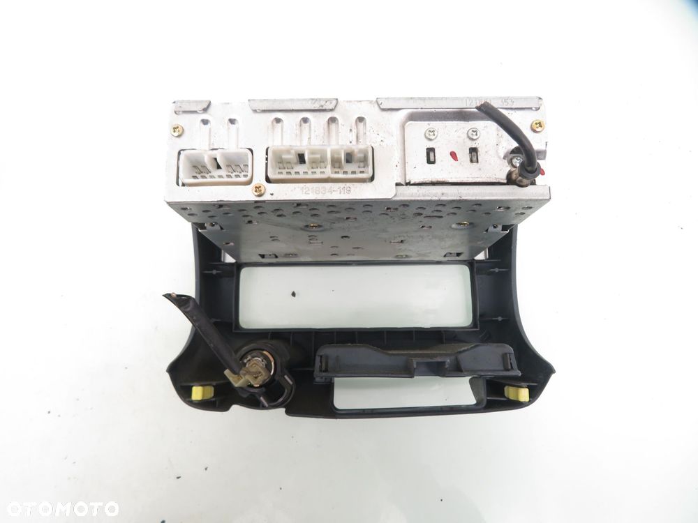 RADIO KASETA  TOYOTA YARIS VERSO 8612052010 - 5