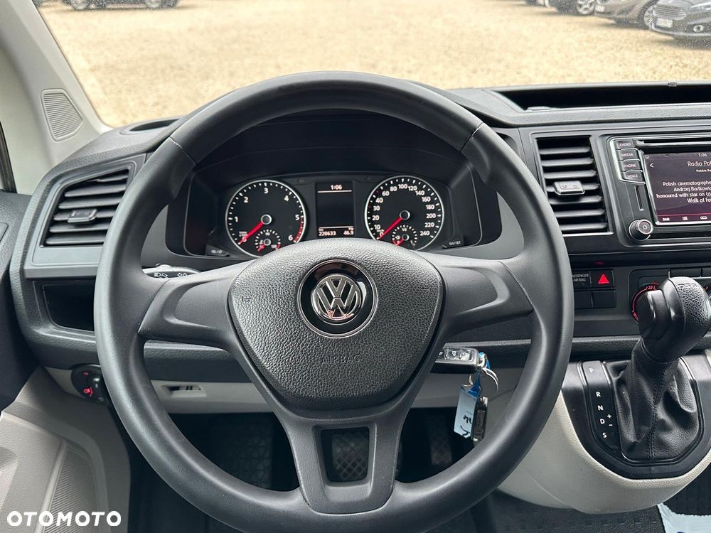Volkswagen Transporter - 26