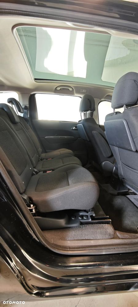 Peugeot 5008 1.6 HDi Premium - 23