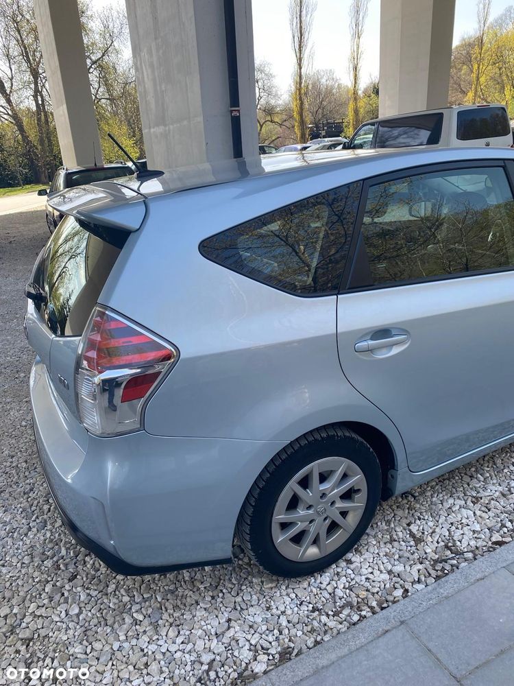 Toyota Prius 1.8 HSD Luna - 3