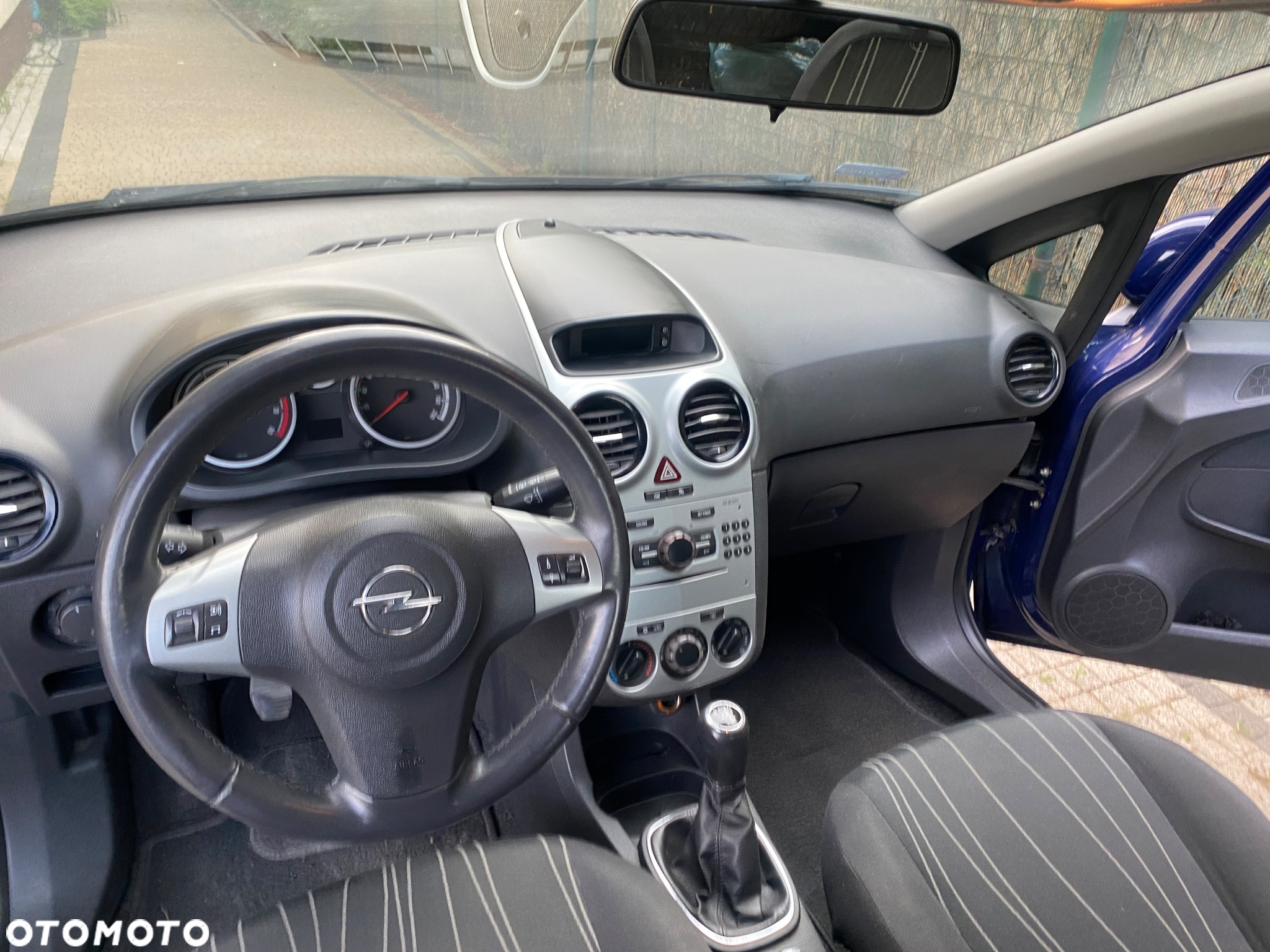 Opel Corsa - 4