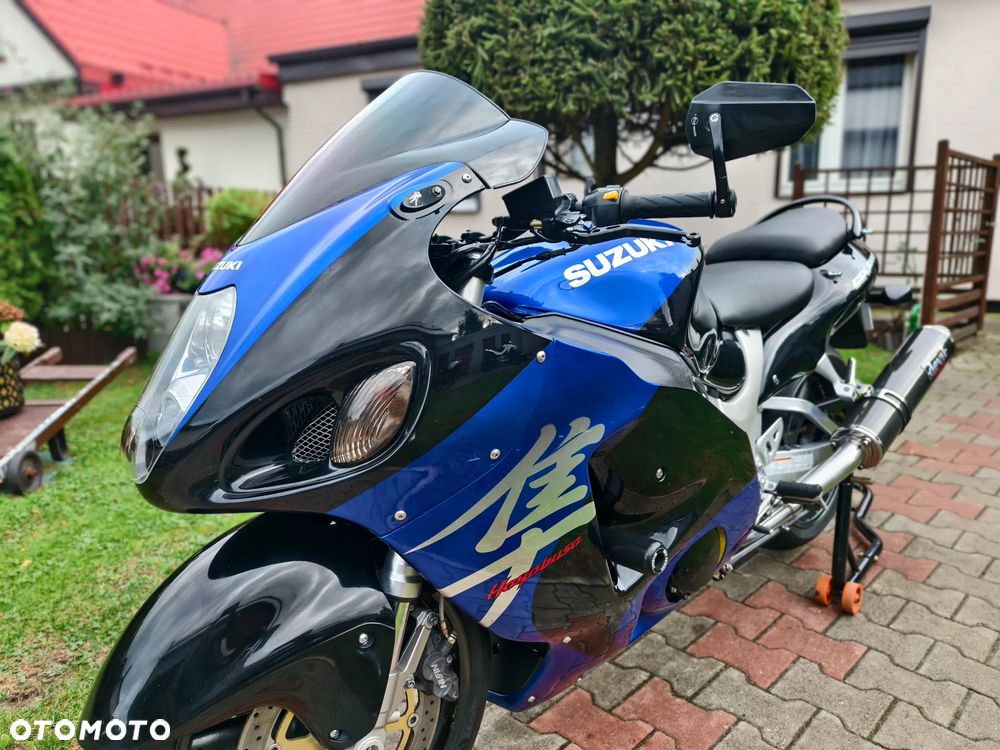 Suzuki GSX - 27