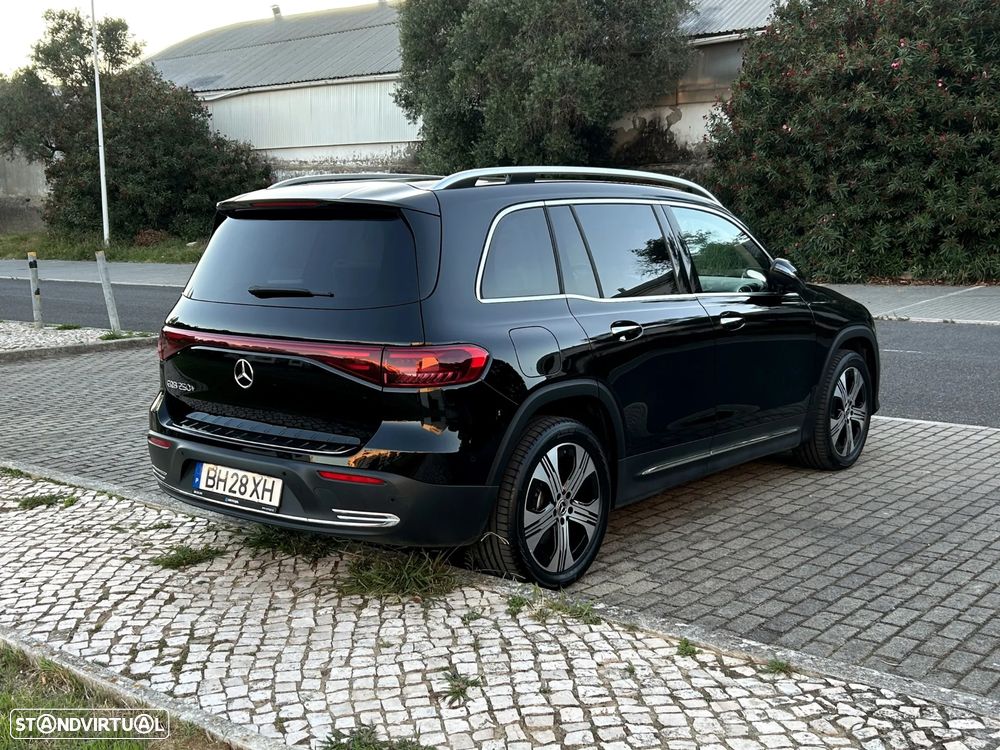 Mercedes-Benz EQB 250+ Edition - 8