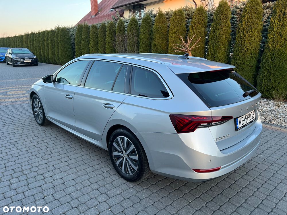 Skoda Octavia 2.0 TSI 4x4 Style DSG - 10