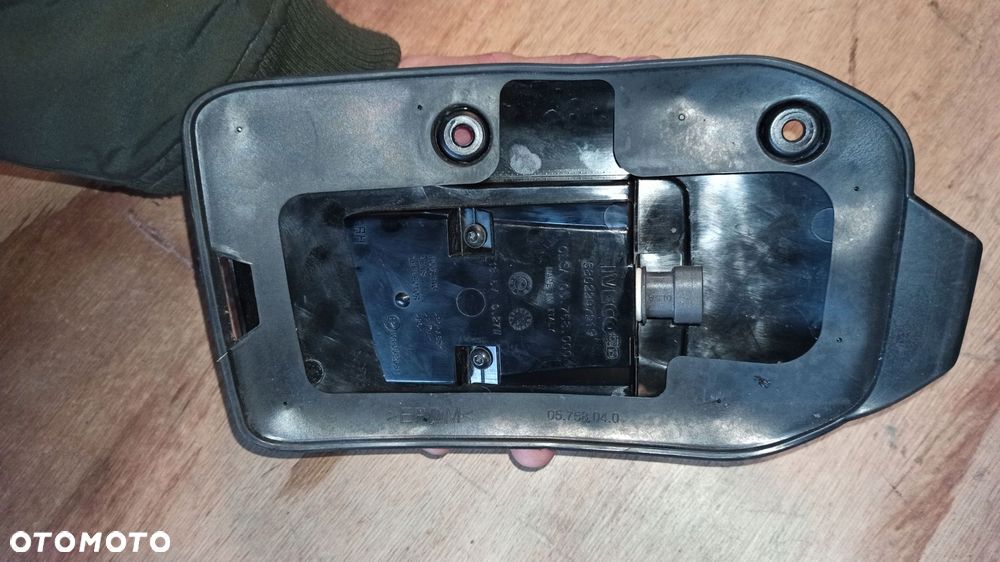 prawa lampka obrysówka kabiny led iveco daily 15+ - 8