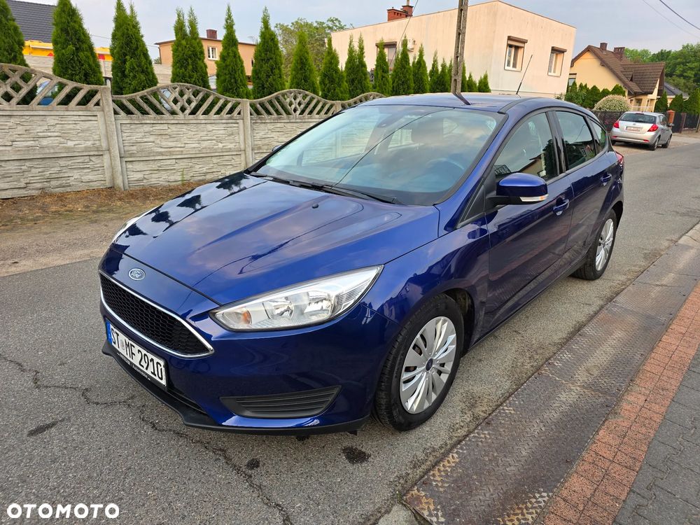 Ford Focus 1.0 EcoBoost Trend - 9
