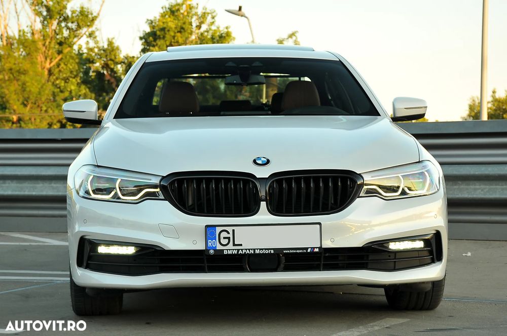 BMW Seria 5 520d AT - 9