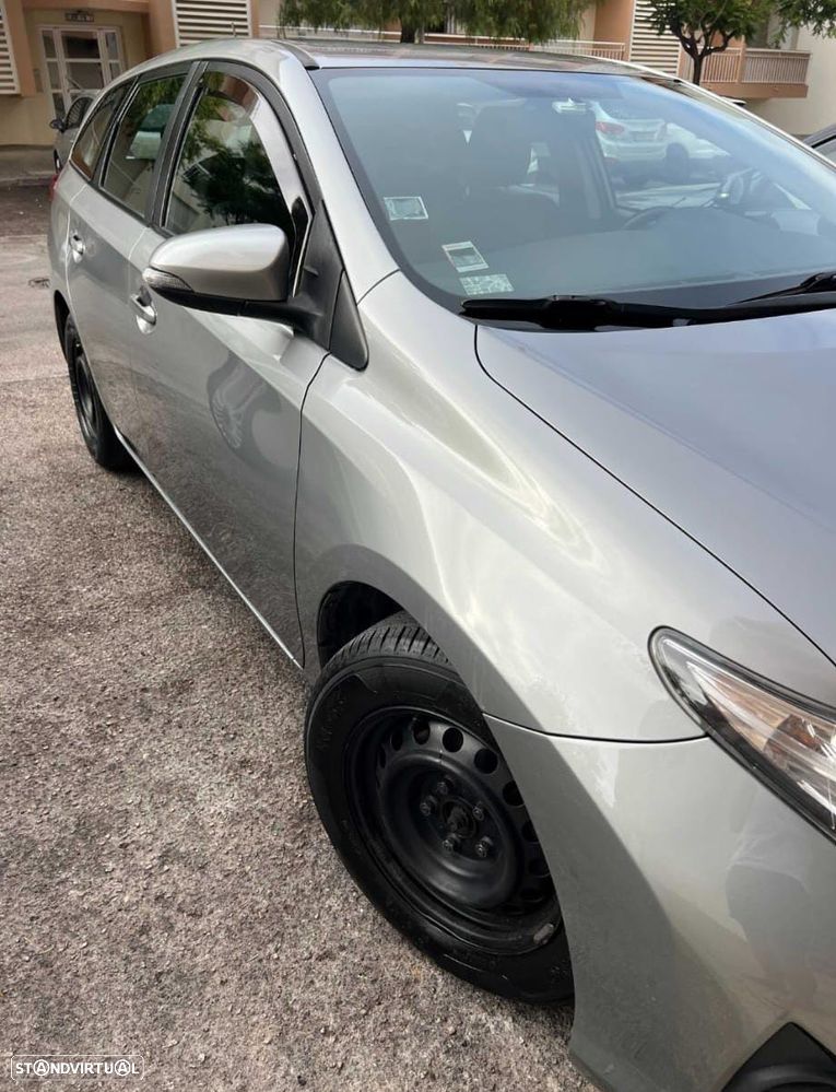 Toyota Auris Touring Sports 1.4 D-4D Exclusive - 1