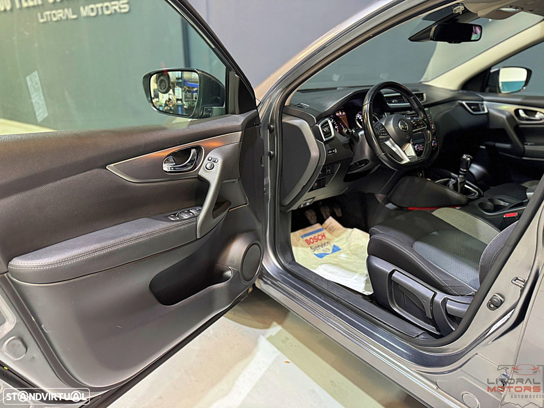 Nissan Qashqai 1.5 dCi N-Connecta - 13