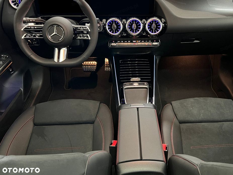 Mercedes-Benz GLA 200 4-Matic AMG Line - 7