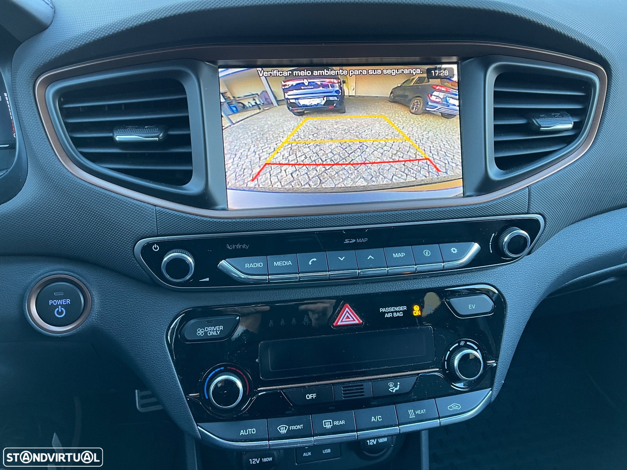 Hyundai Ioniq Elektro Premium - 12
