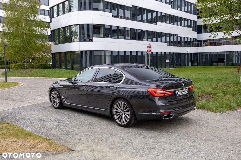 BMW Seria 7 730d xDrive - 4