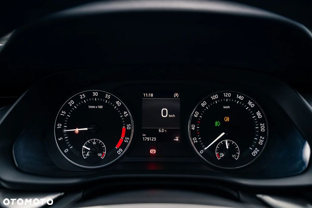 Skoda Octavia 2.0 TDI Ambition - 11