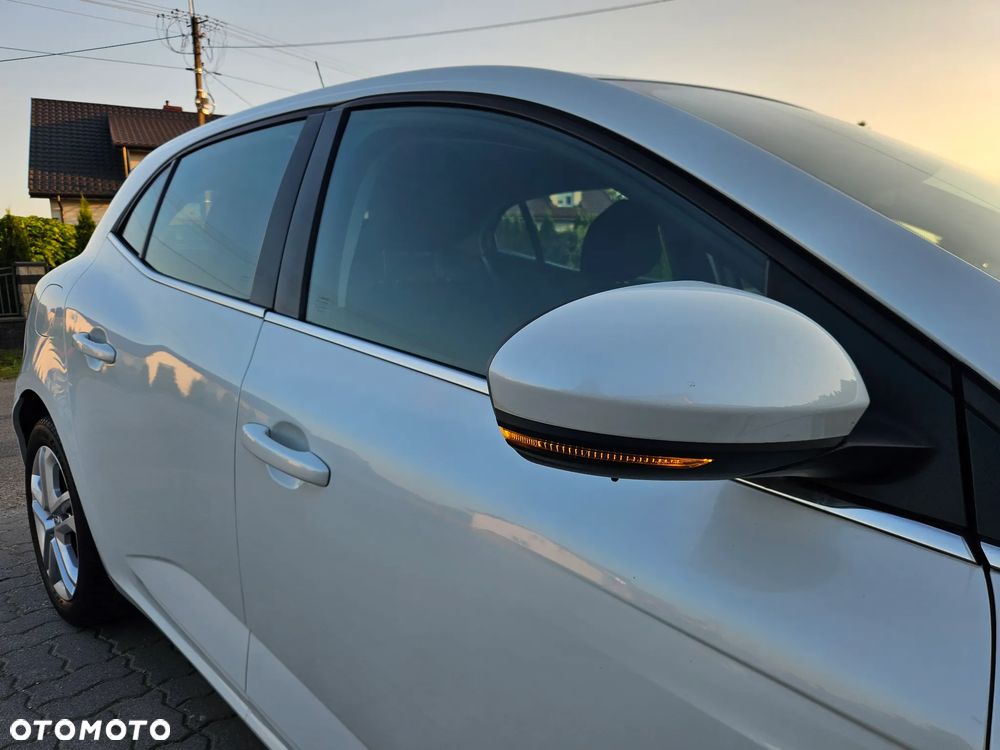 Renault Megane ENERGY TCe 130 EXPERIENCE - 6