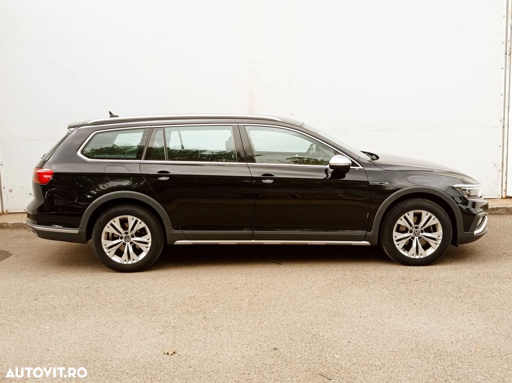 Volkswagen Passat Alltrack 2023 photo 5