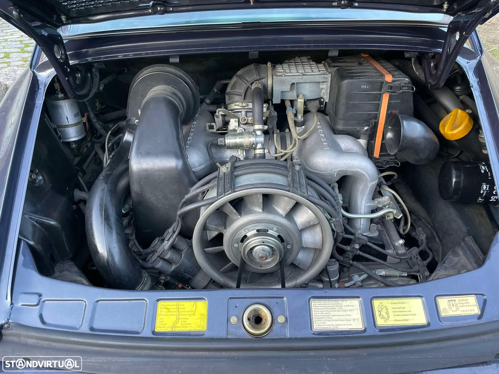 Porsche 911 Série G - 17