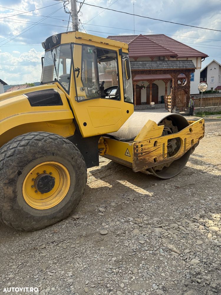Bomag BW 213 DH-4 - 3