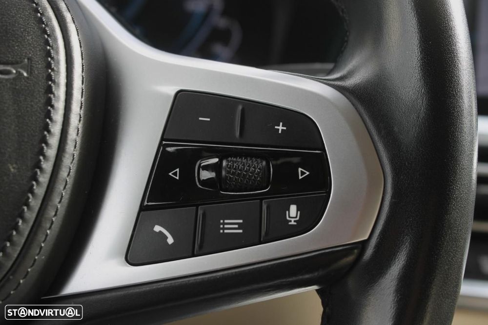 BMW 320 e Line Sport Auto - 40