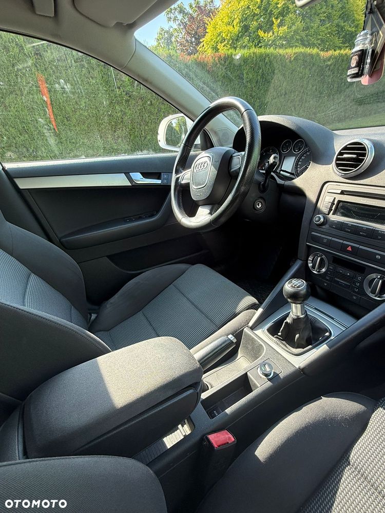 Audi A3 Sportback 2.0 TDI Ambition - 14