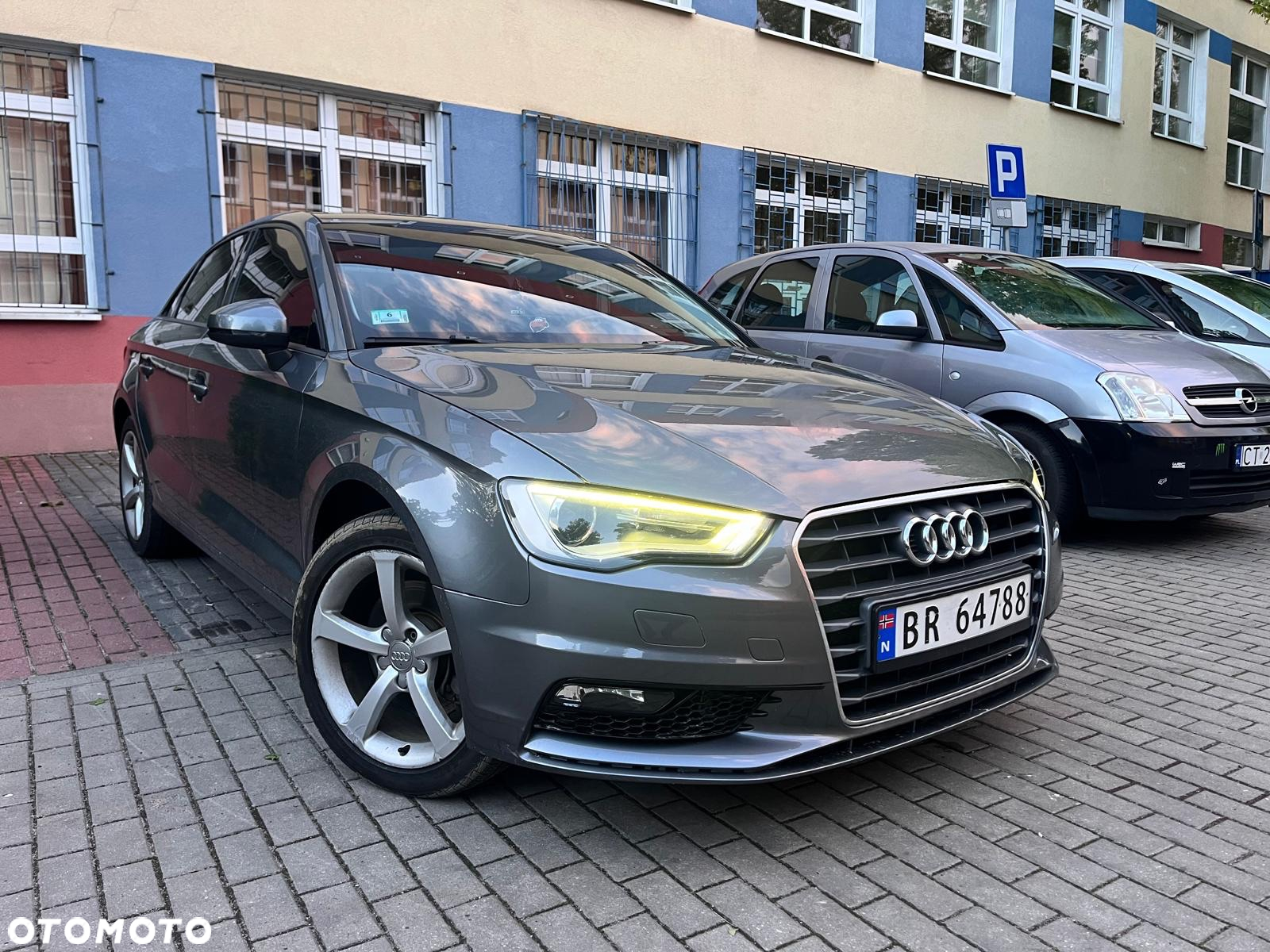 Audi A3 2.0 TFSI Limousine quattro S tronic sport - 2