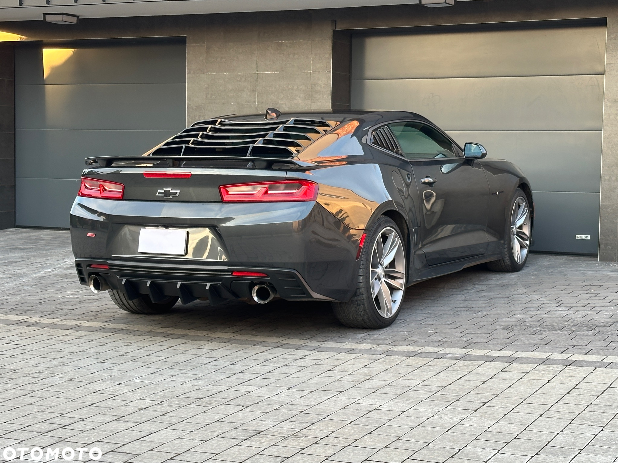 Chevrolet Camaro - 15