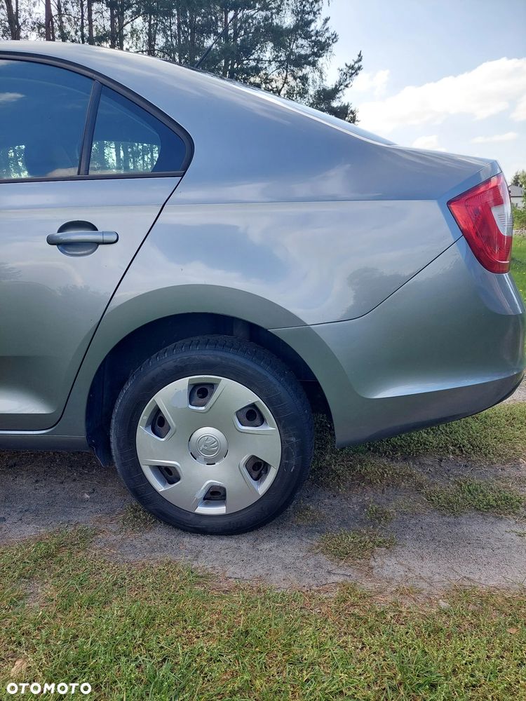 Skoda RAPID 1.2 TSI Ambition - 11