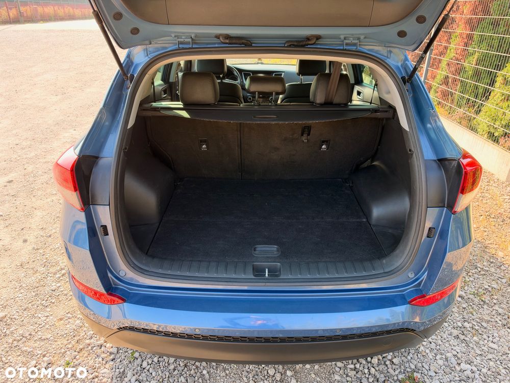 Hyundai Tucson blue 1.7 CRDi 2WD DCT Premium - 33