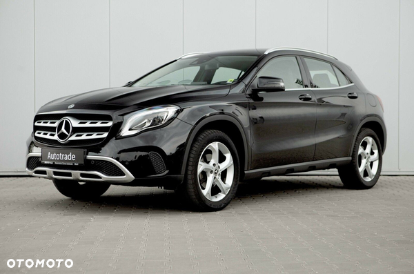 Mercedes-Benz GLA 200 7G-DCT Urban