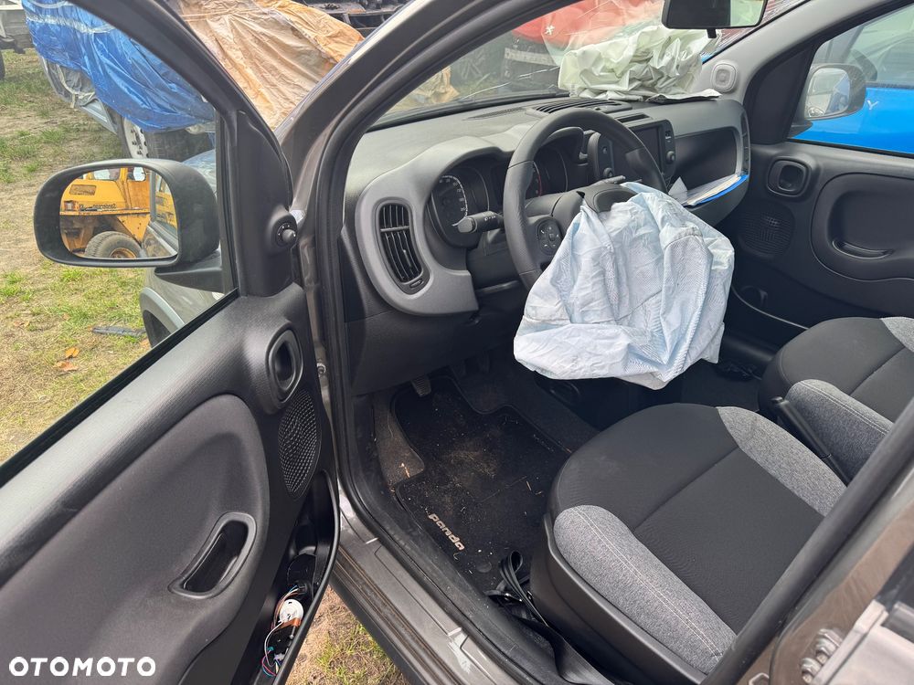 Fiat Panda 1.0 Hybrid Cross - 16