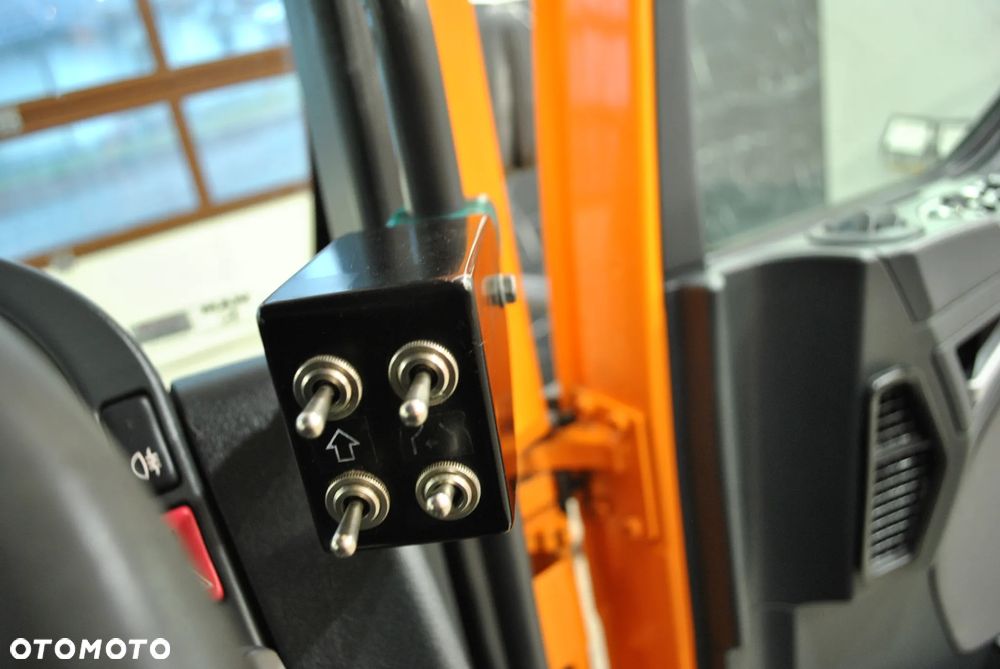 MAN TGM 18.240 Zamiatarka BEAM 8000 Szczotki L/R Karcher 2 Silniki - 20