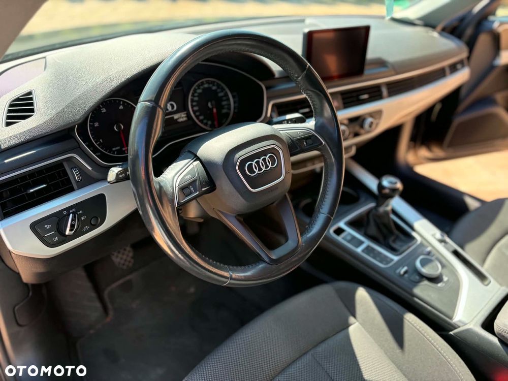 Audi A4 Limousine 2.0 TDI - 9