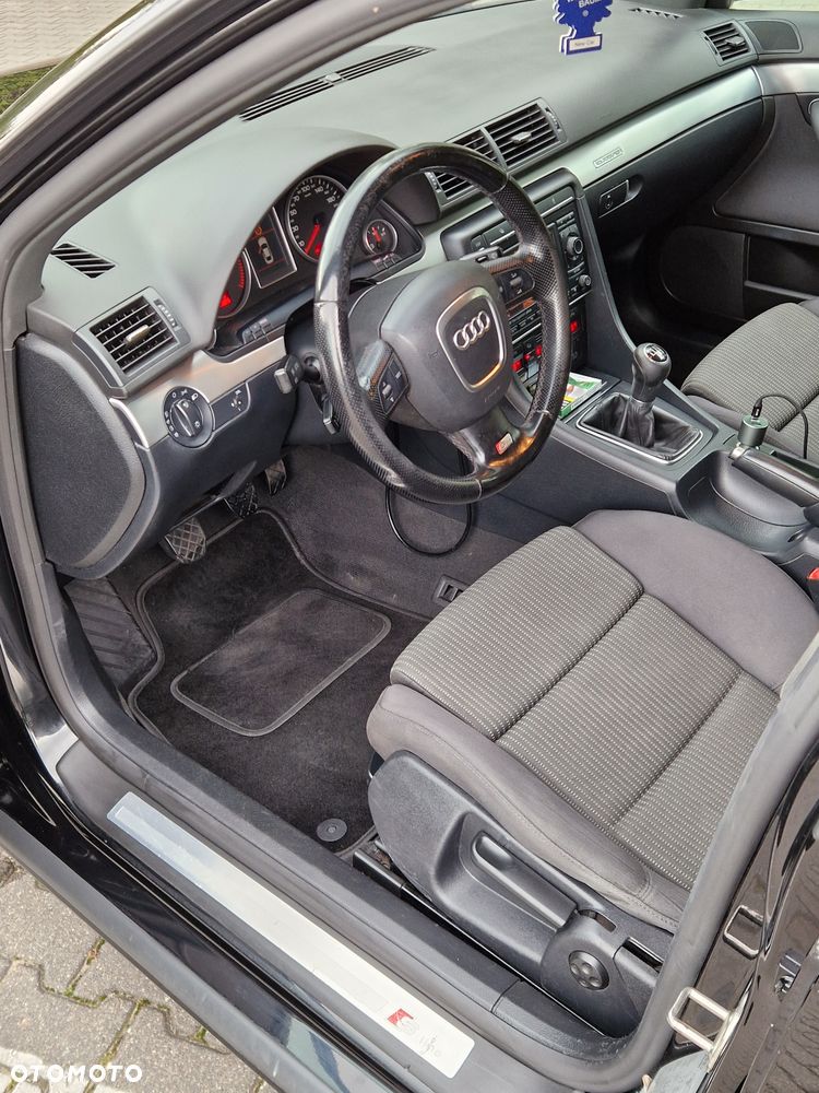 Audi A4 Avant 3.0 TDI Quattro - 15