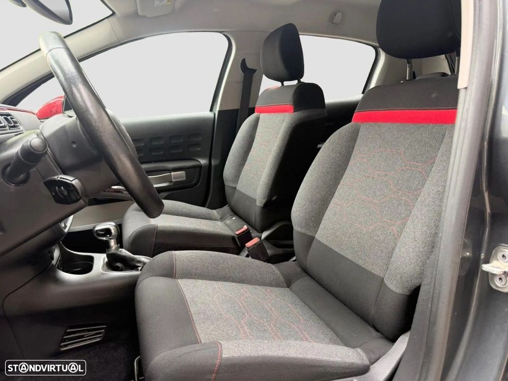 Citroën C3 1.2 PureTech Shine EAT6 - 10