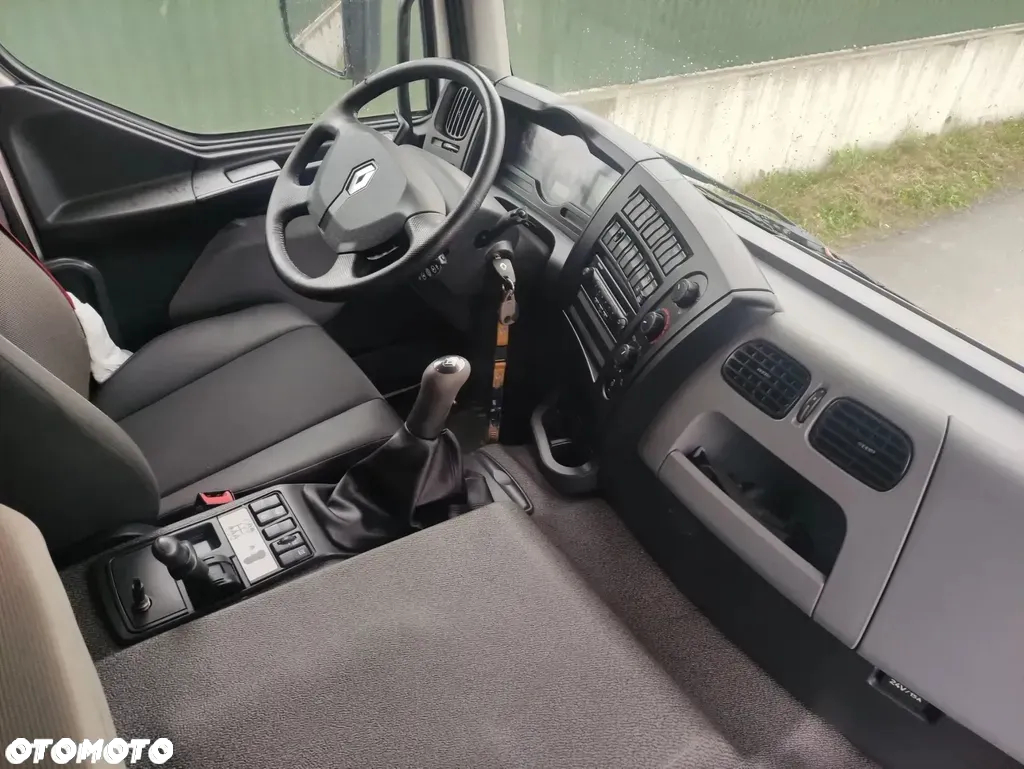 Renault D 26.320 6x2 podwozie do zabudowy - 10
