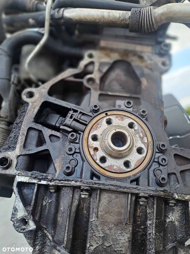 Volkswagen Passat B6 2.0 TDi 170KM silnik bez osprzętu kod BMR CBBB - 8