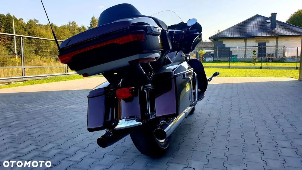 Harley-Davidson Touring Electra Glide - 12