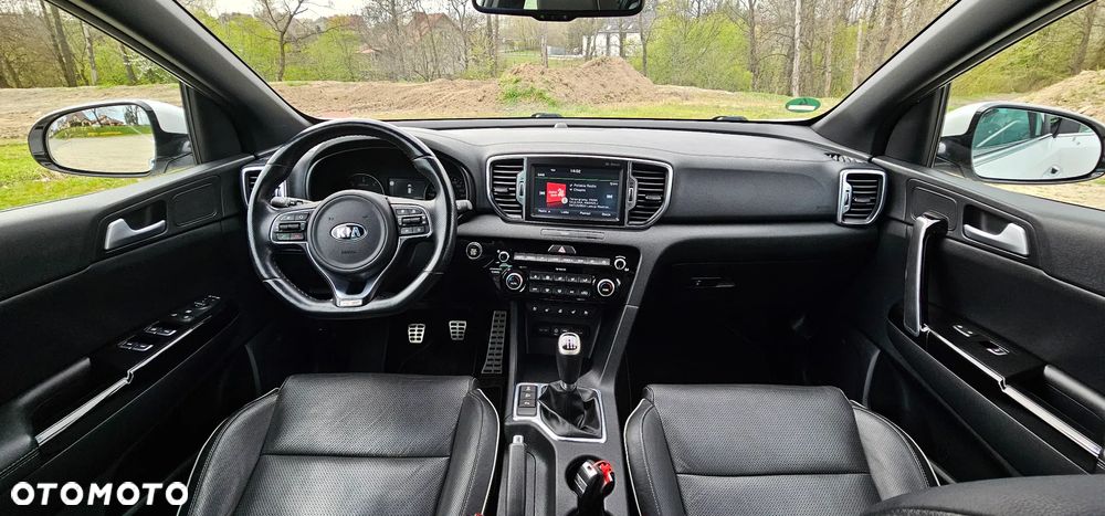 Kia Sportage 2,0 CRDI AWD GT Line - 9